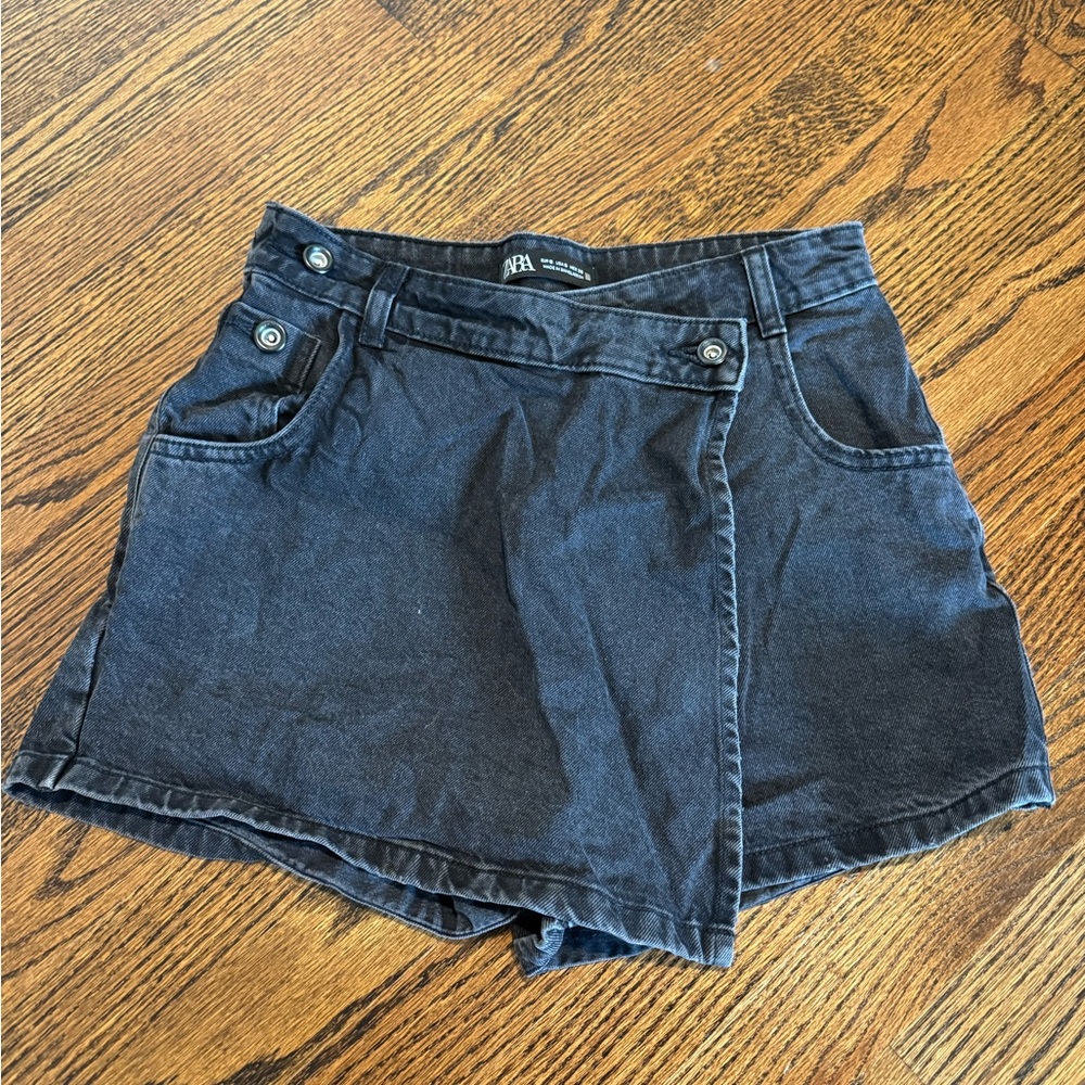 Zara Black Denim Skirt